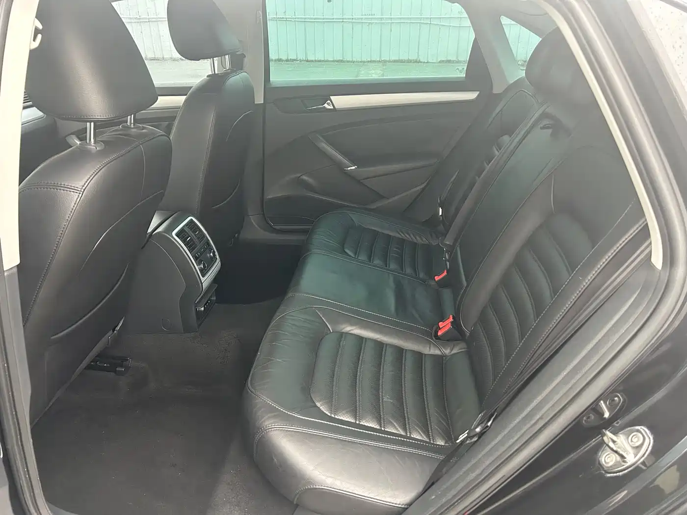 Volkswagen Passat 2013 2.0TSI DSG Yuzun фото 8