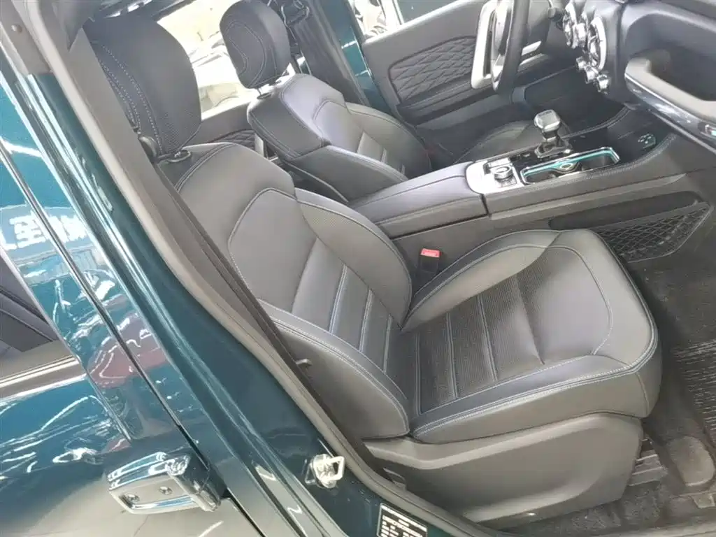 BAIC ORV Beijing Offroad BJ40 2024 2.0T Urban Hunter Glory Edition фото 25