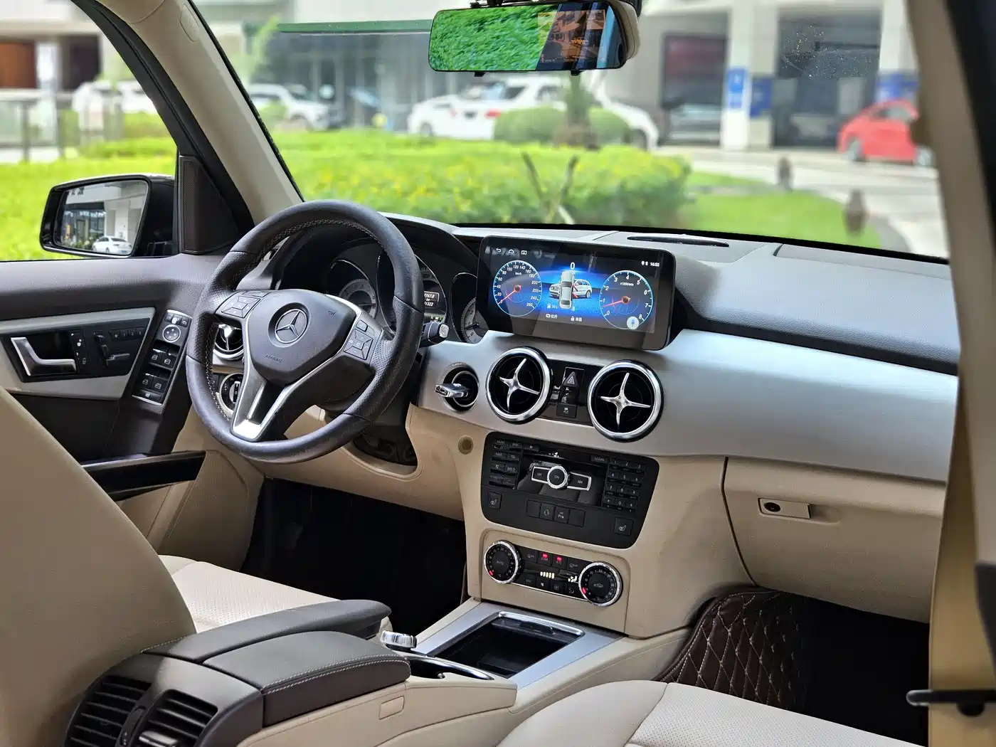 Mercedes-Benz GLK-Class 2013 GLK 300 4MATIC Dynamic фото 15