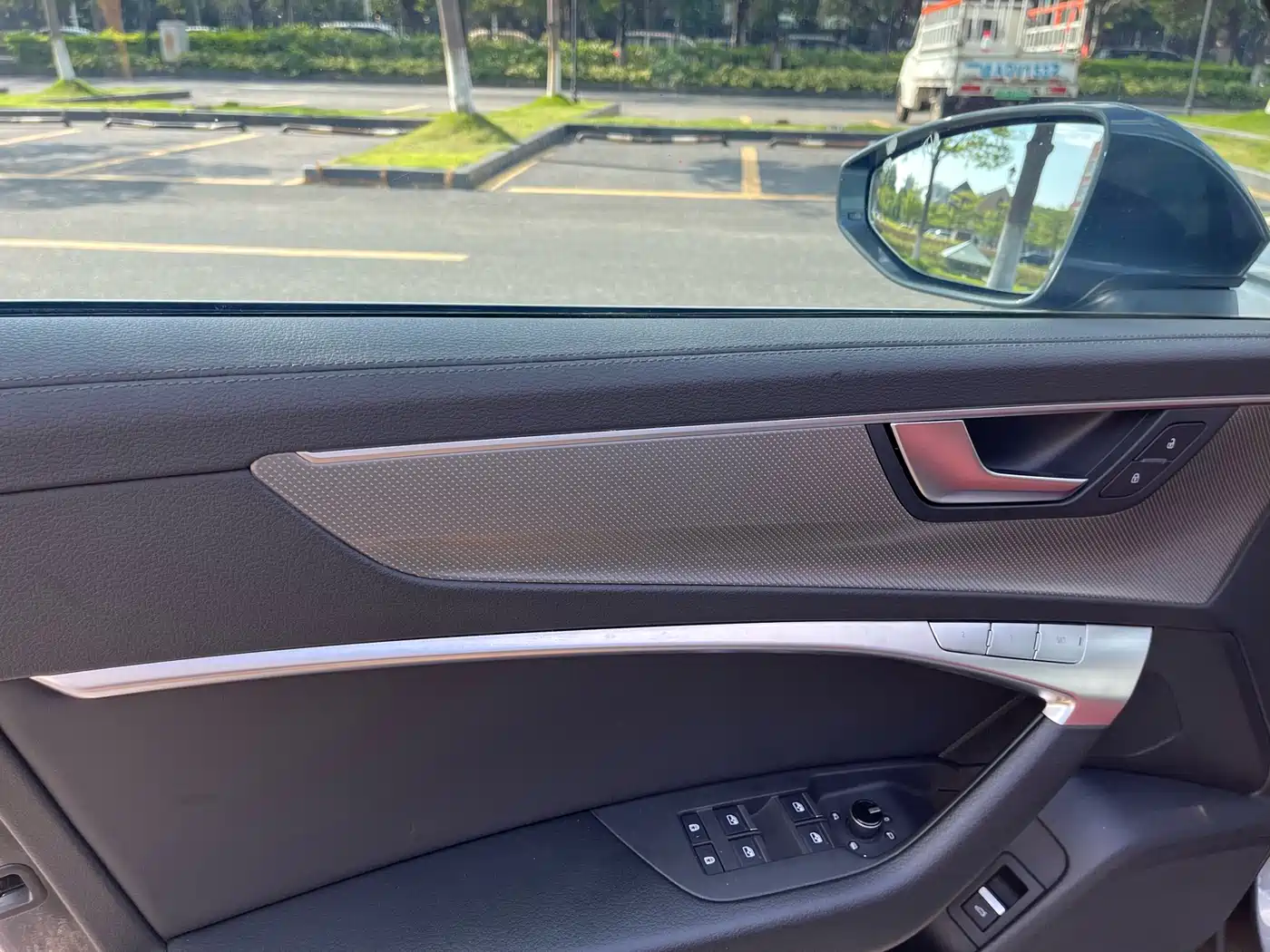 Audi A6L 2021 45 TFSI Premium Life Edition фото 21