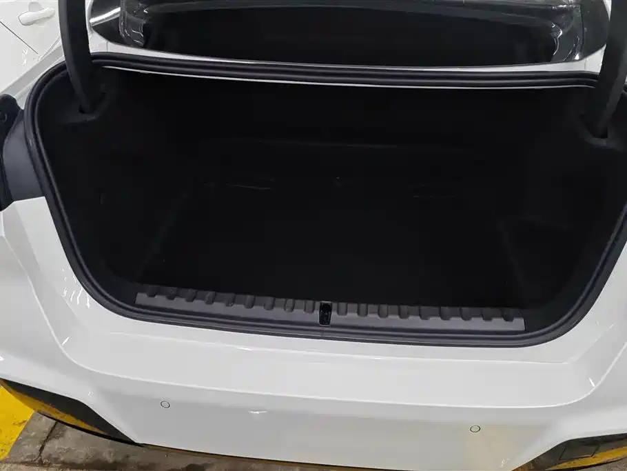 BMW 2 Series 2025 225L M Sport Moonlight Package фото 4