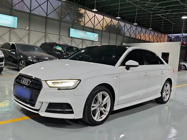 Audi Audi A3 2019 Limousine 35 TFSI Fashion China VI