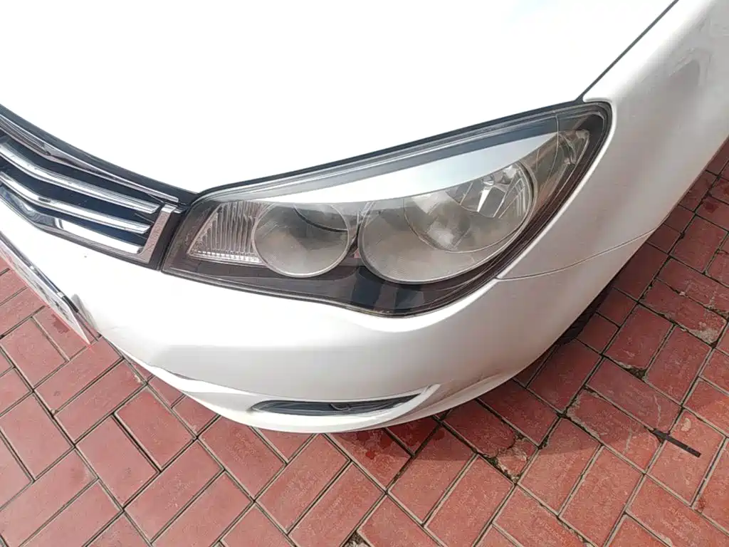 Фото 24 - Roewe 350
