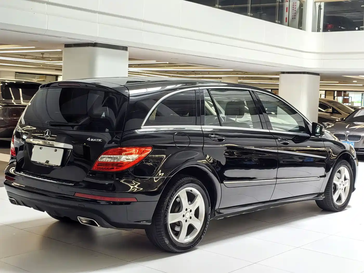 Mercedes-Benz R-Class 2015 R 400 4MATIC Business фото 20