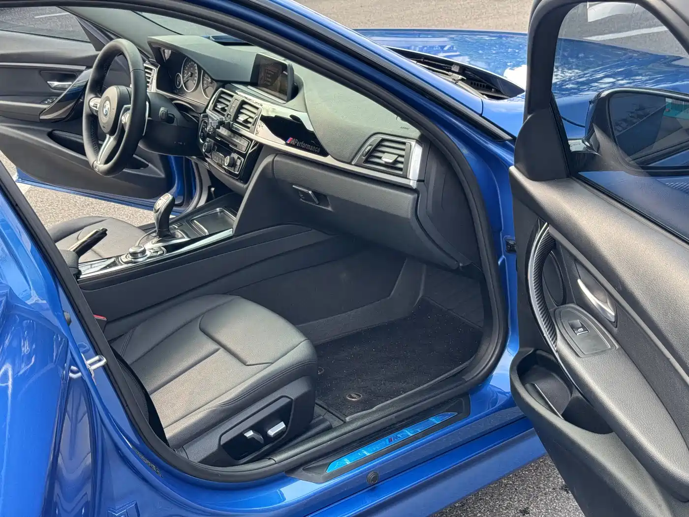 BMW 3 Series 2017 320Li M Sport фото 17