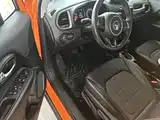 صورة 14 - Jeep Renegade