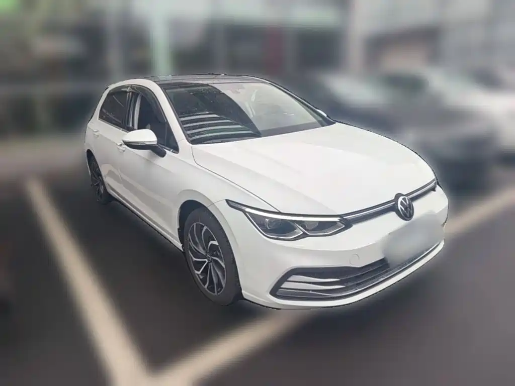 Фото 6 - Volkswagen Golf
