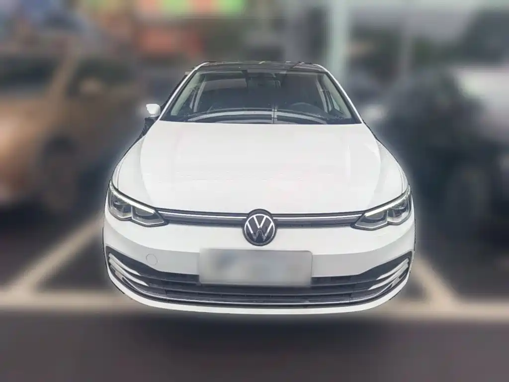Фото 5 - Volkswagen Golf