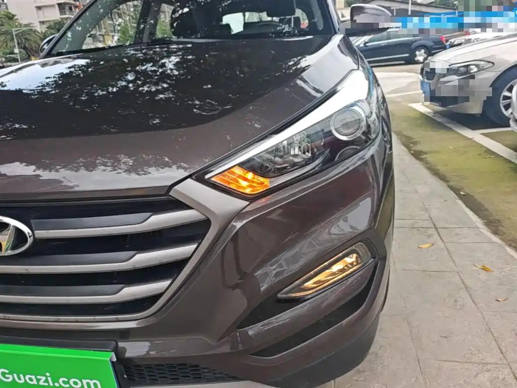 Hyundai Tucson 2018 1.6T DCT 2WD 15th Anniversary Special Edition фото 24
