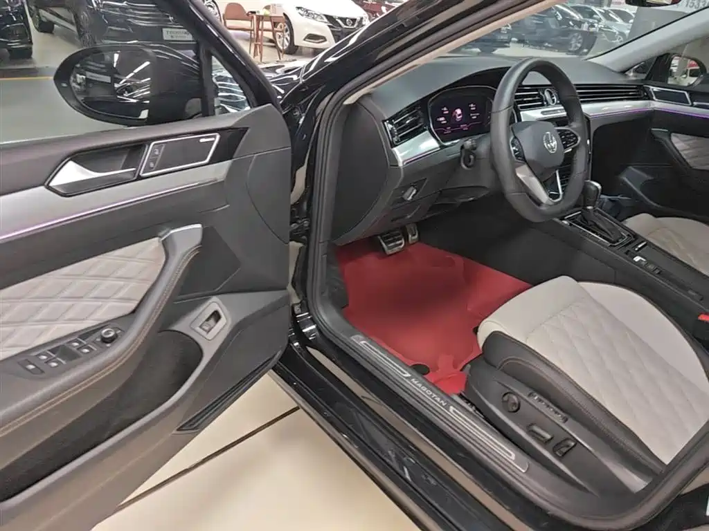 Volkswagen Magotan 2023 Model 2 Million Commemorative Edition 380TSI DSG Flagship фото 16