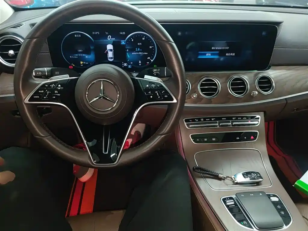 Mercedes-Benz E-Class 2022 Facelift III E 300 L Luxury фото 10