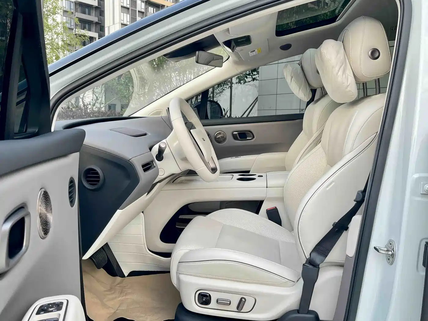 Li Auto Li i8 2026 2025 Standard Edition