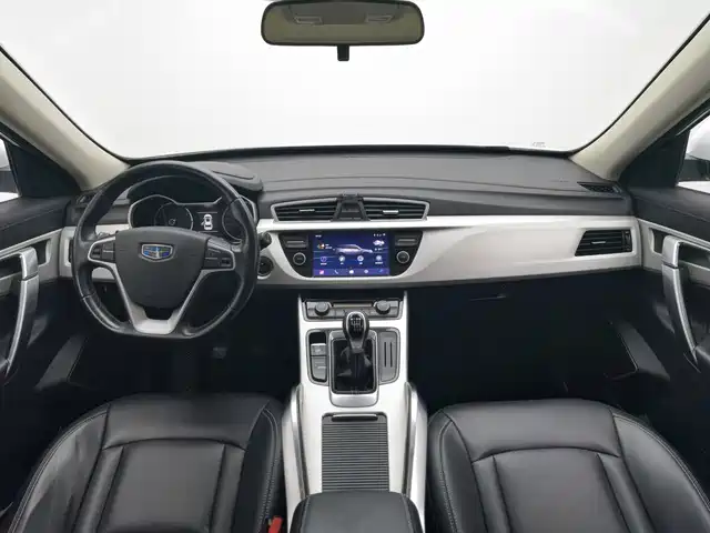 Geely Boyue 2018 2.0L Manual 2WD Smart Elegance Edition — фото 5