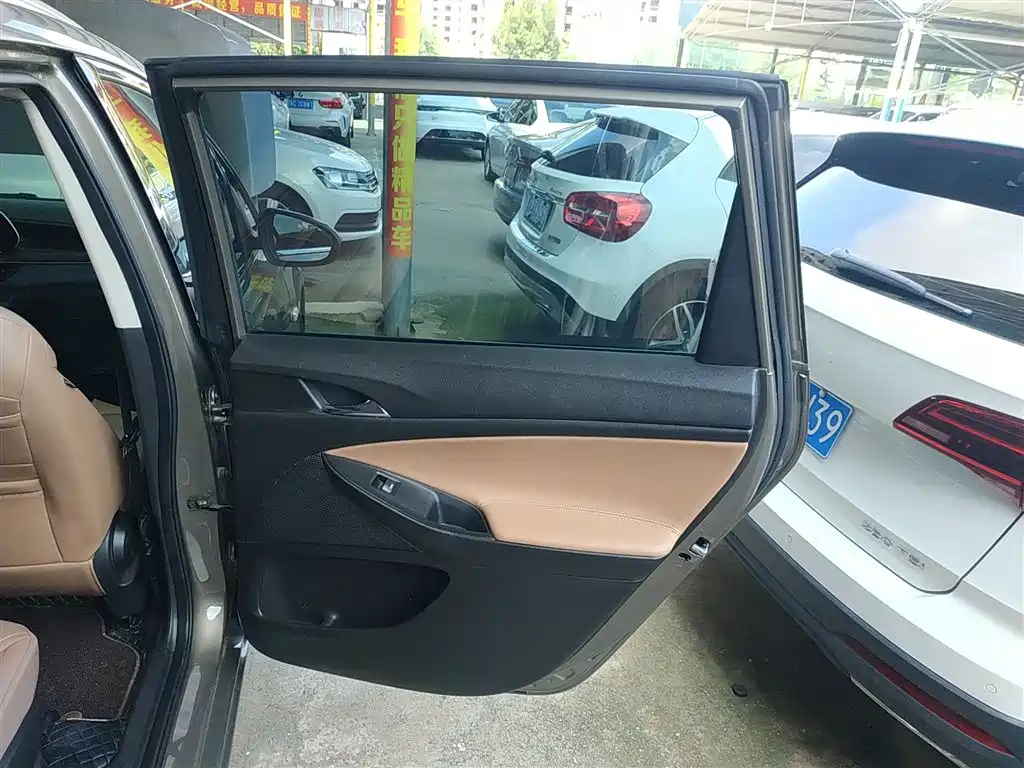 Buick GL6 2021 323T Mild Hybrid Connected Luxury фото 27