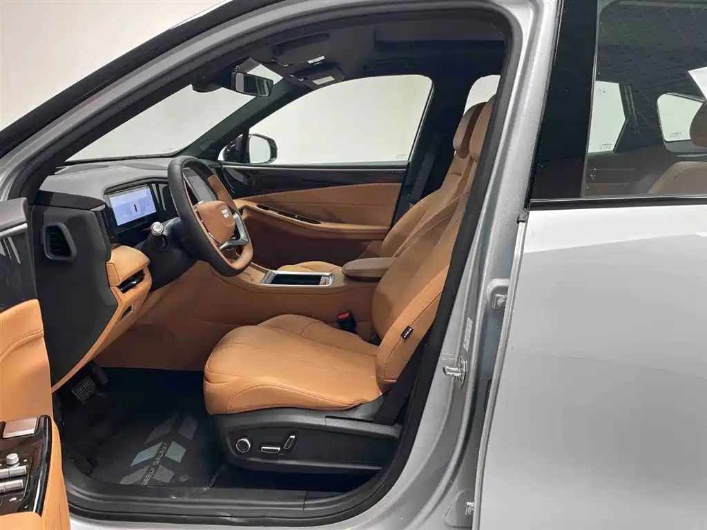 GEELY GALAXY GALAXY L7