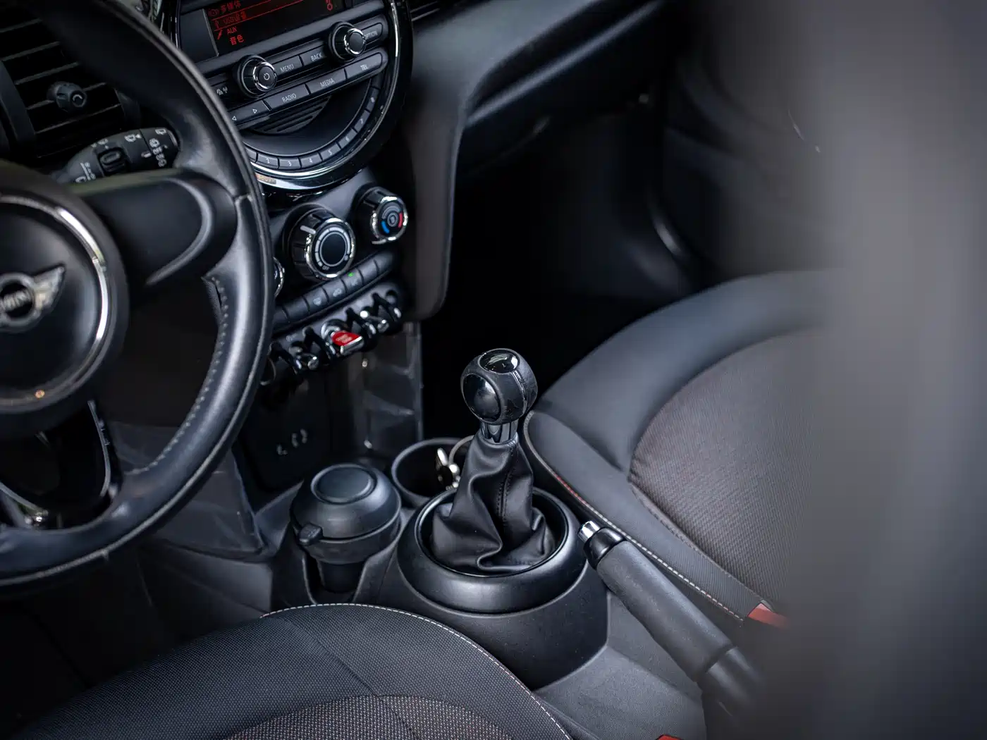 MINI 2015 1.2T Manual ONE фото 13