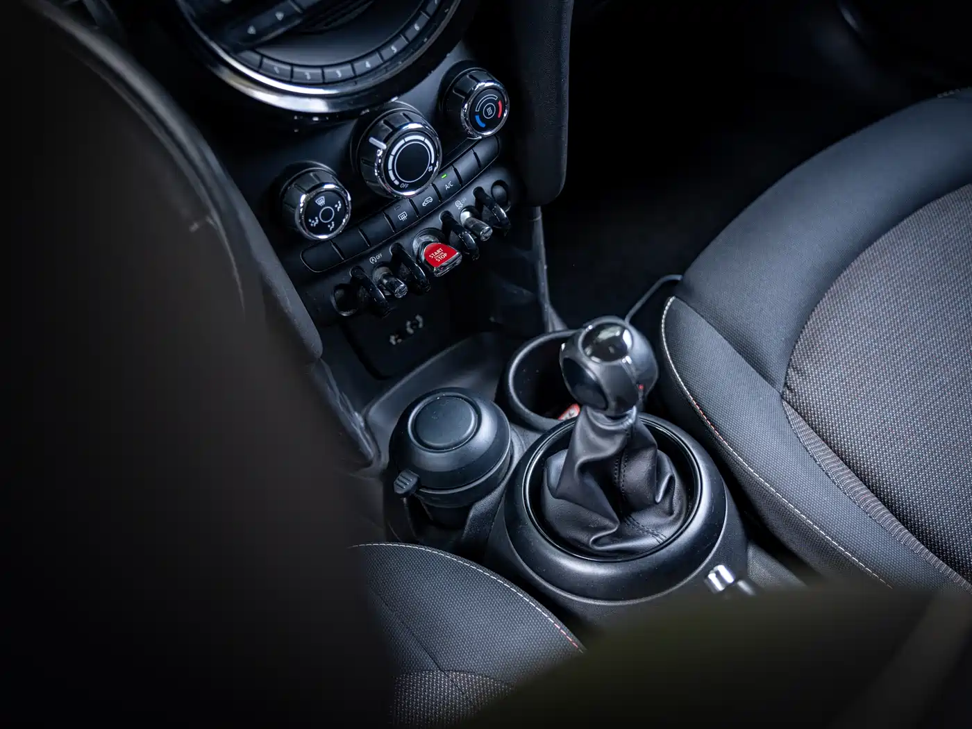 MINI 2015 1.2T Manual ONE фото 17
