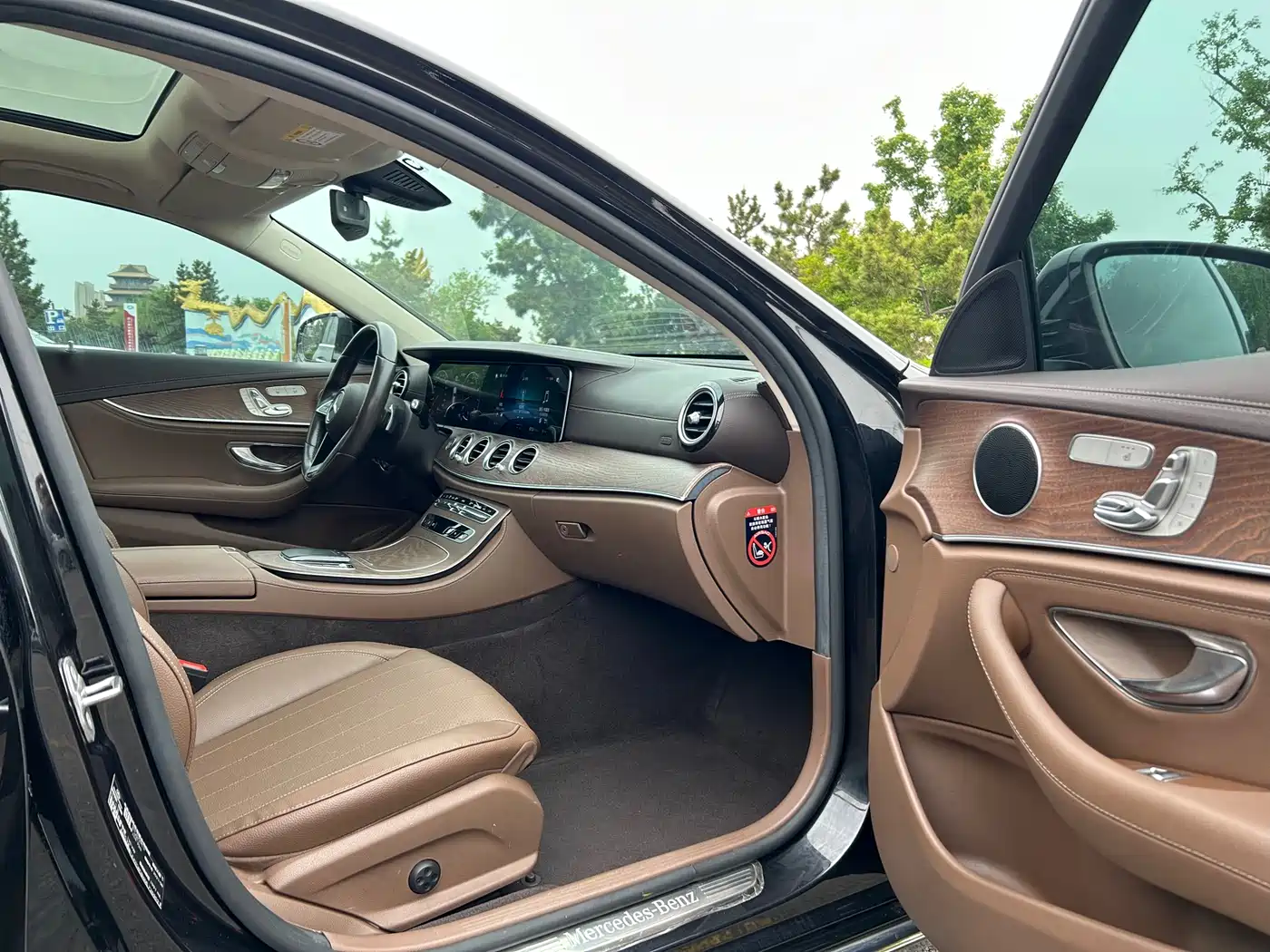 Mercedes-Benz E-Class 2021 E 300 L Fashion фото 11
