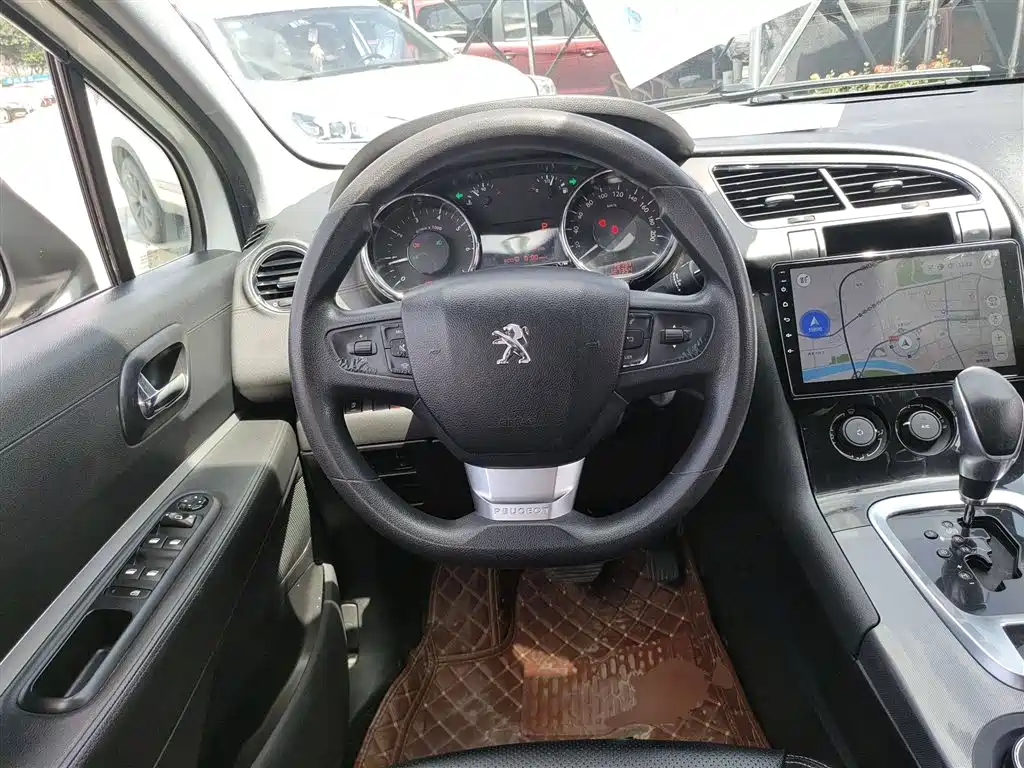 Peugeot 3008 2016 1.6THP Automatic Classic Edition фото 8