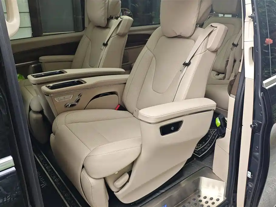Mercedes-Benz V-Class 2022 V 260 Prestige Edition фото 11
