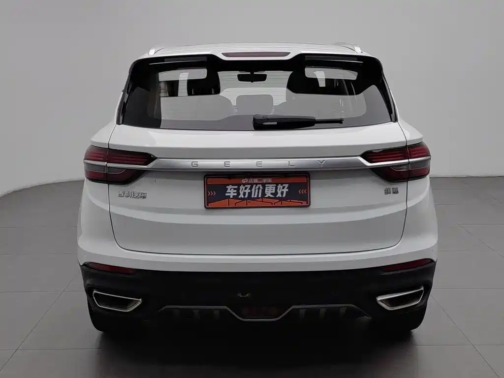 Фото 4 - Geely Coolray