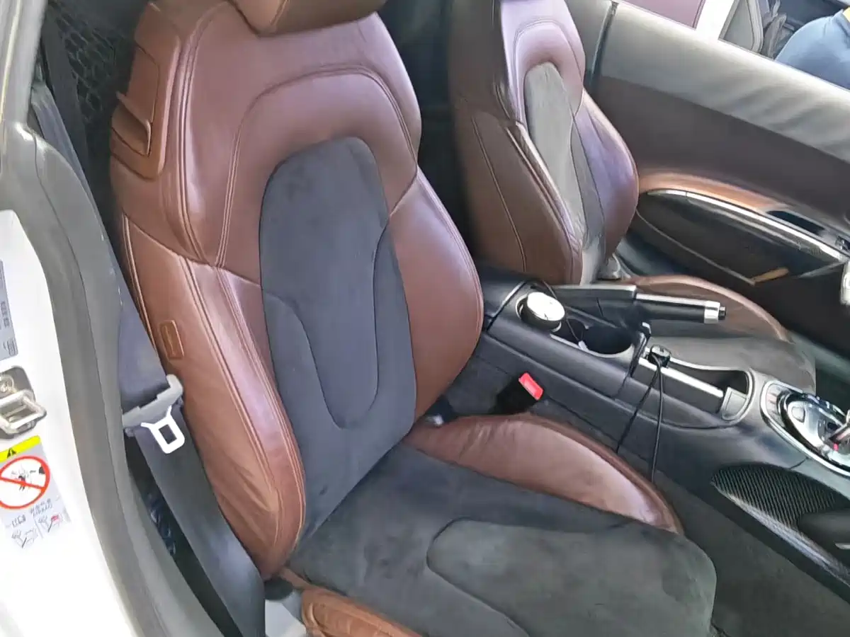 Audi R8 2014 5.2 FSI quattro фото 7