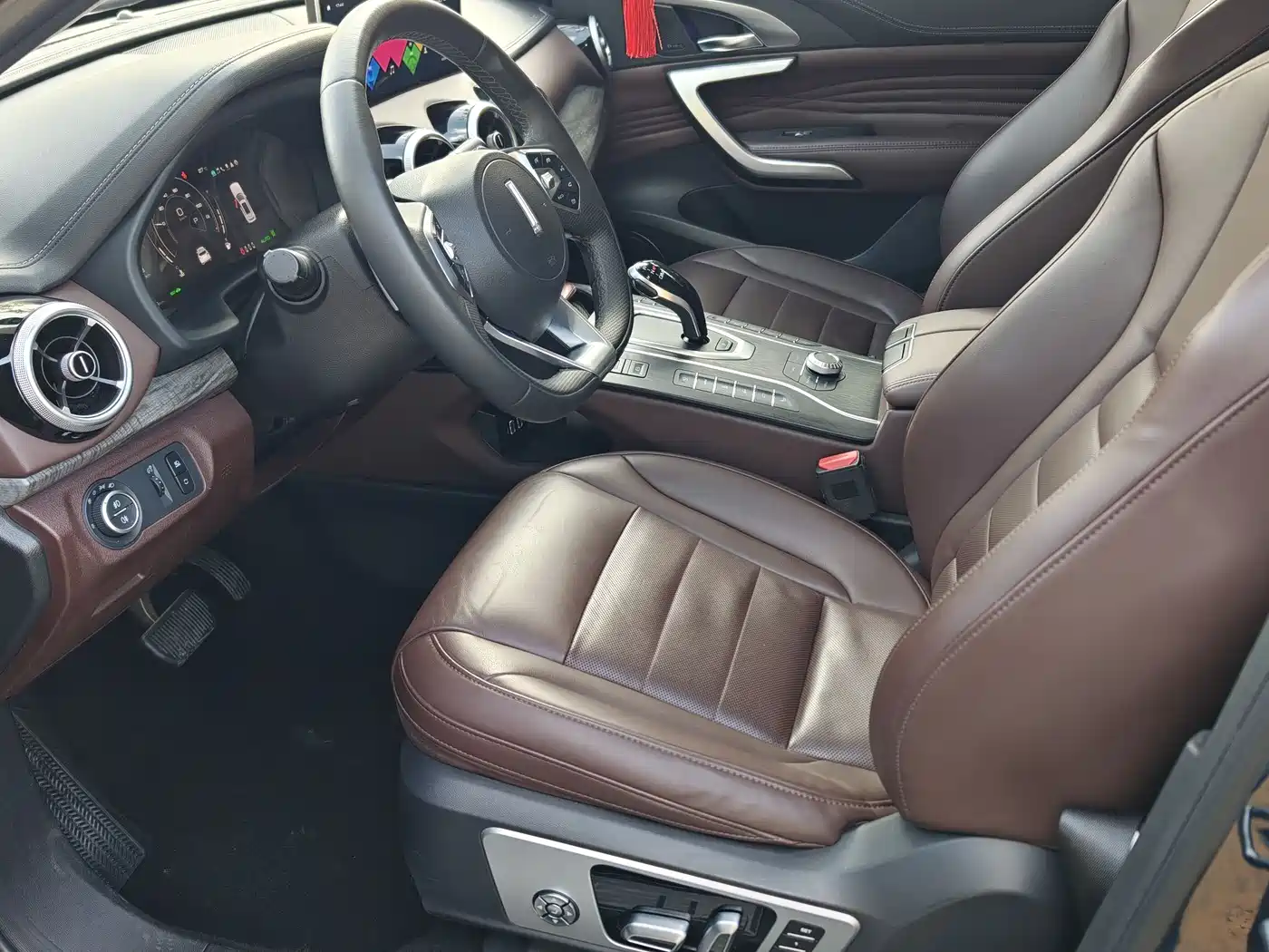 Wey VV7 New Energy 2020 PHEV 2.0T Flagship Model фото 6