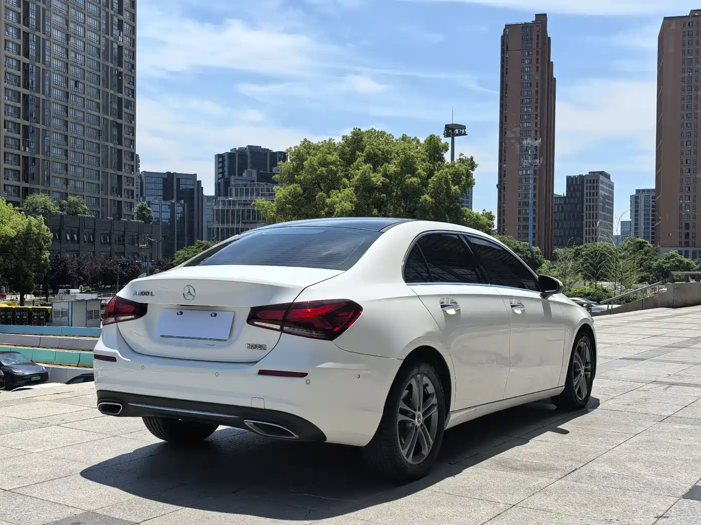 Mercedes-Benz A-Class 2019 A 200 L фото 8