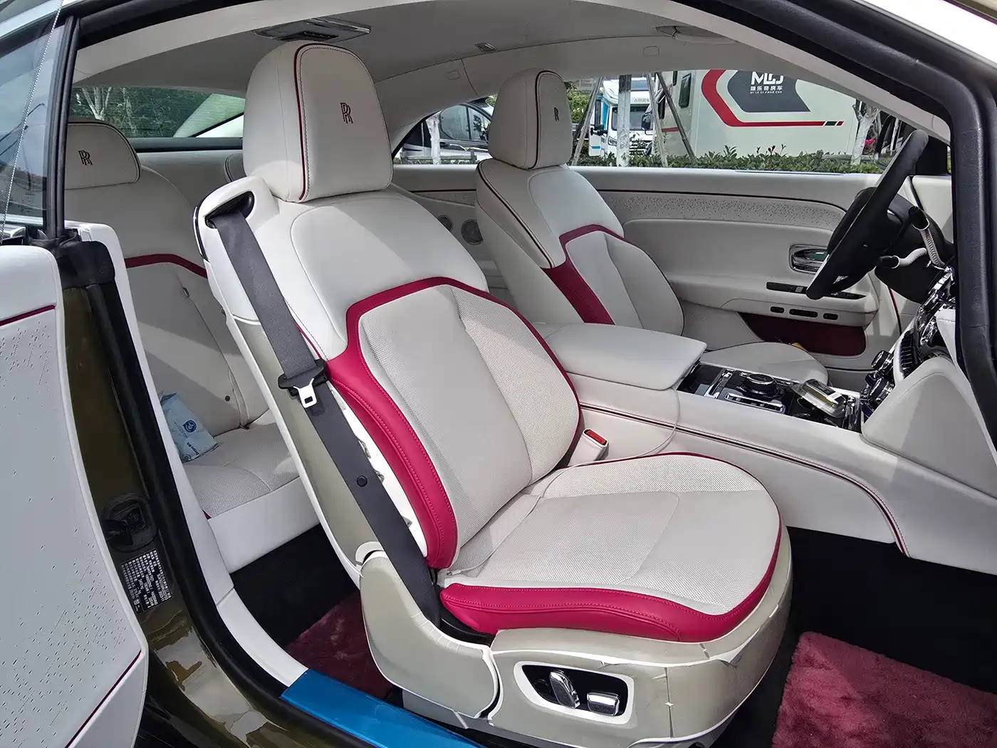 Rolls-Royce Spectre 2026 2024 Standard Model