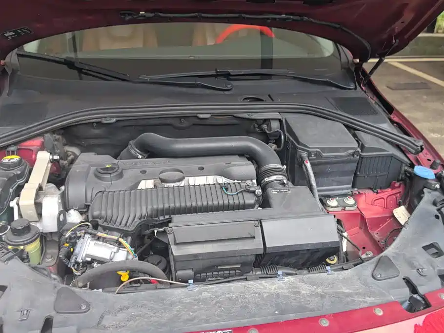 Volvo S60 (Import) 2013 2013 Model T5 Prestige Edition