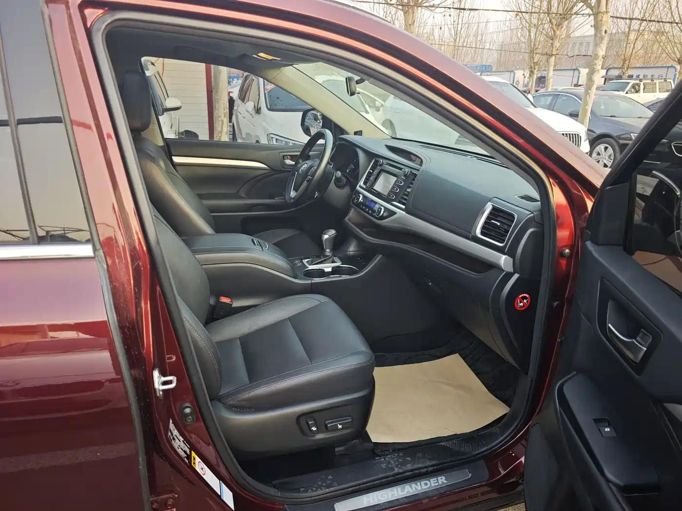 Toyota Highlander 2015 2.0T AWD Luxury Edition 7-seater фото 7