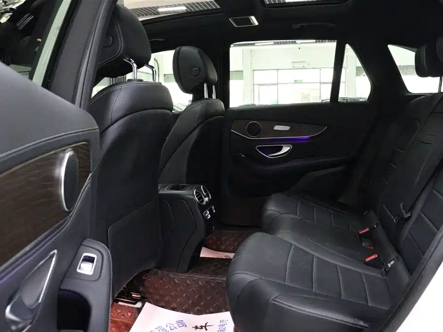 Mercedes-Benz GLC 2020 Facelift GLC 300 L 4MATIC Dynamic фото 8