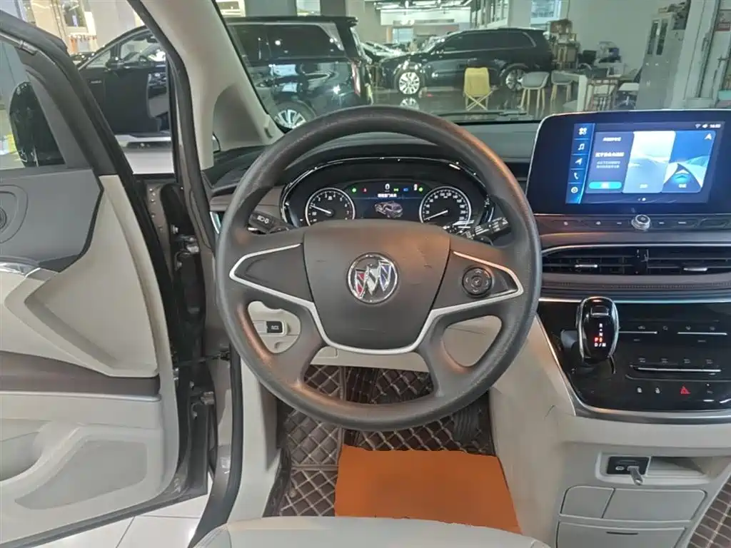 BUICK GL8
