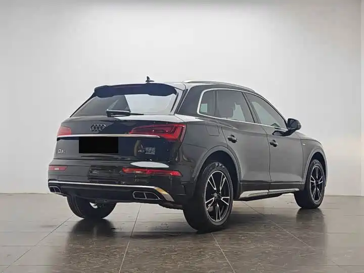 Audi Q5L 2023 40T Fashion Dynamic фото 7