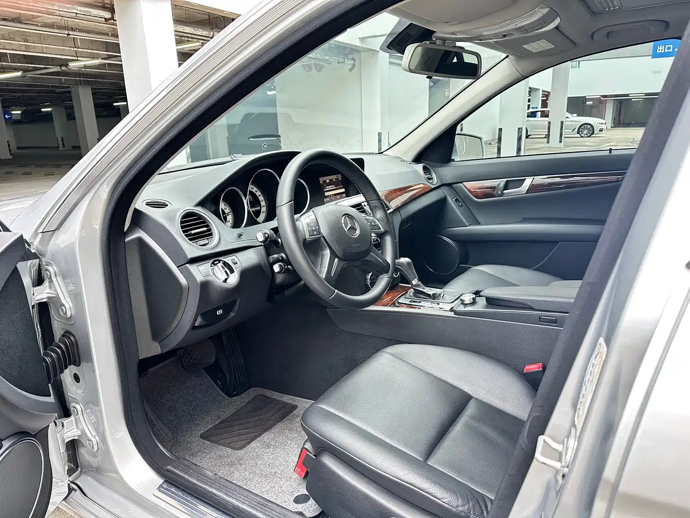 Mercedes-Benz C-Class 2013 C 260 CGI Elegance фото 6