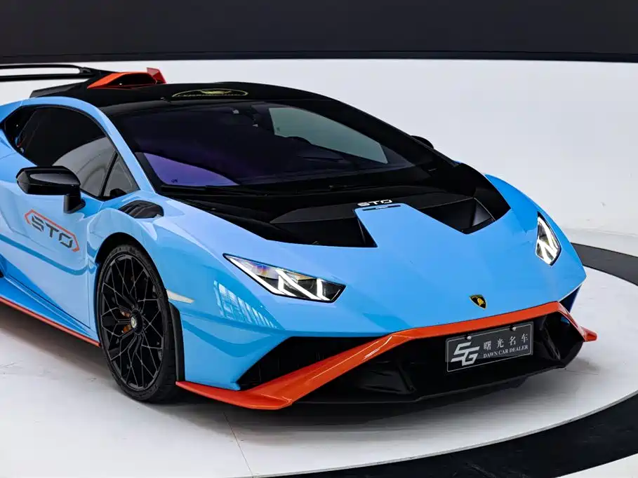 LAMBORGHINI HURACÁN