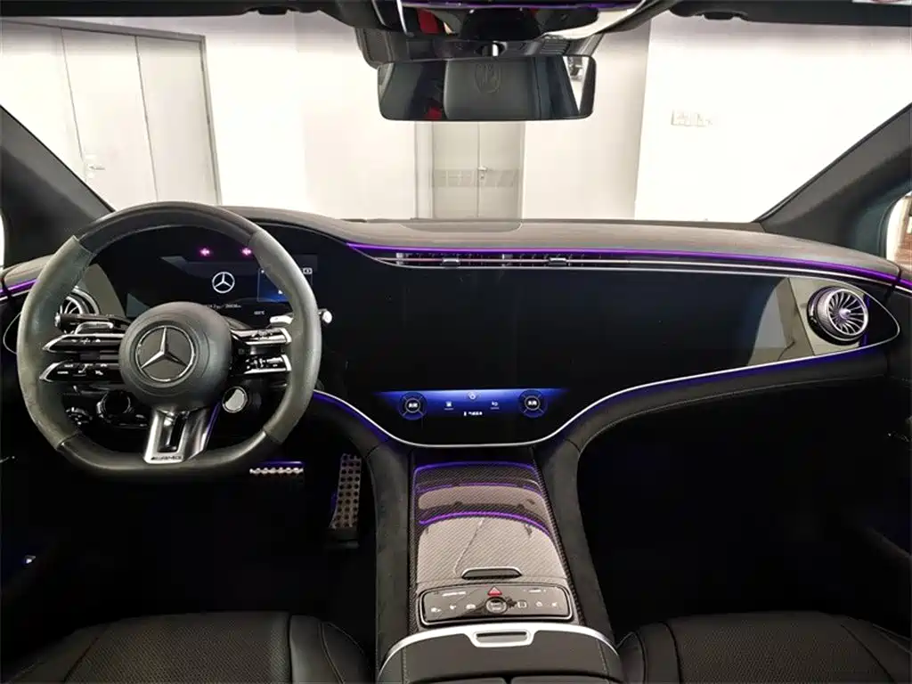 MERCEDES-BENZ EQE AMG