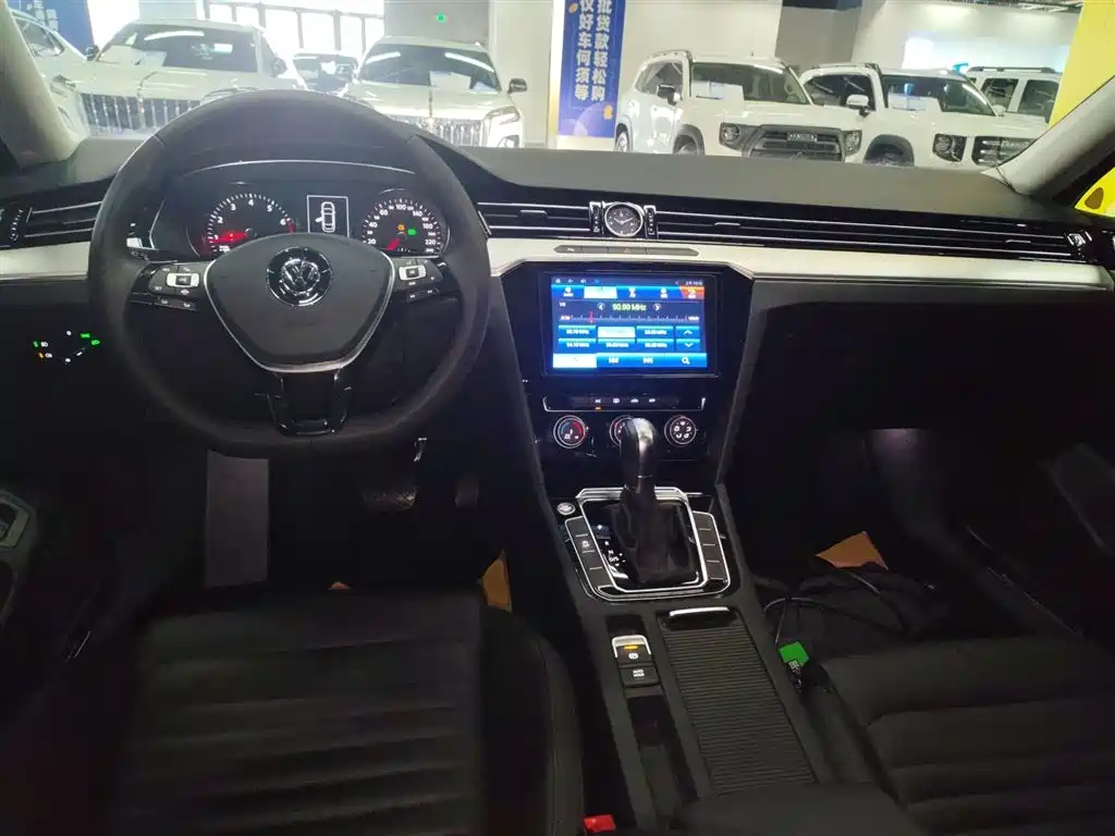 Volkswagen Magotan 2019 330TSI DSG Leading China VI фото 12