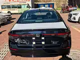 Фото 8 - Honda Accord