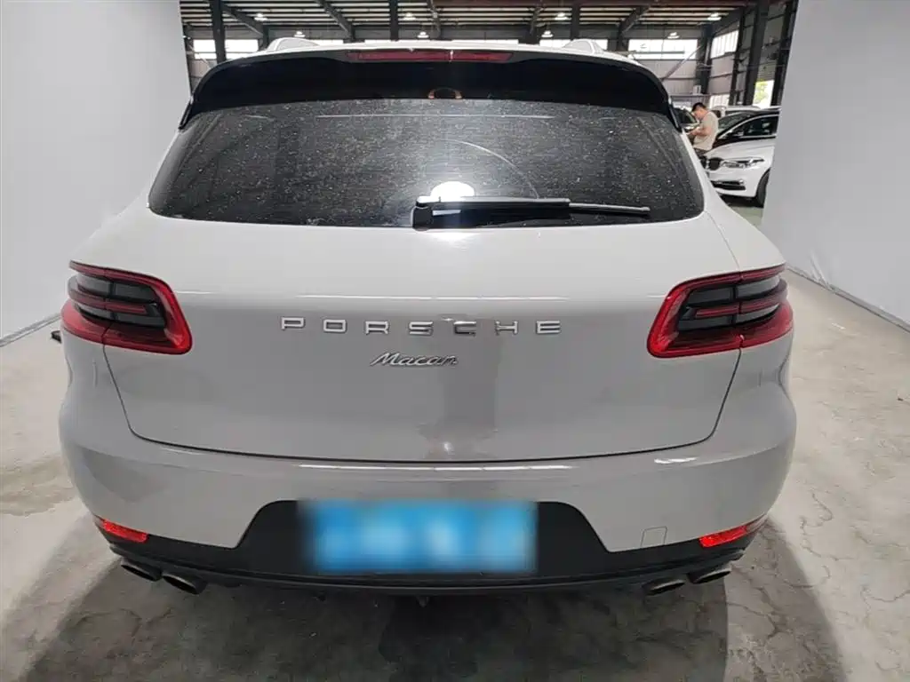 Porsche Macan 2016 Macan 2.0T фото 6
