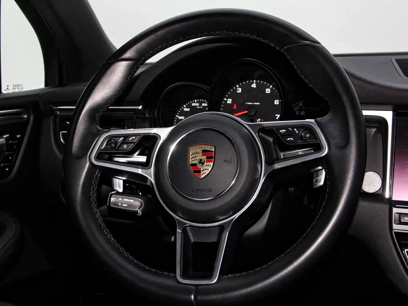 Porsche Macan 2021 Macan 2.0T фото 33