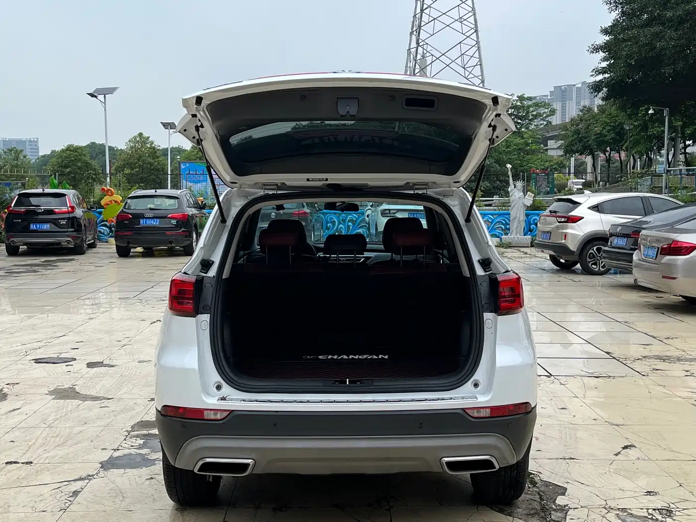 CHANGAN CS75