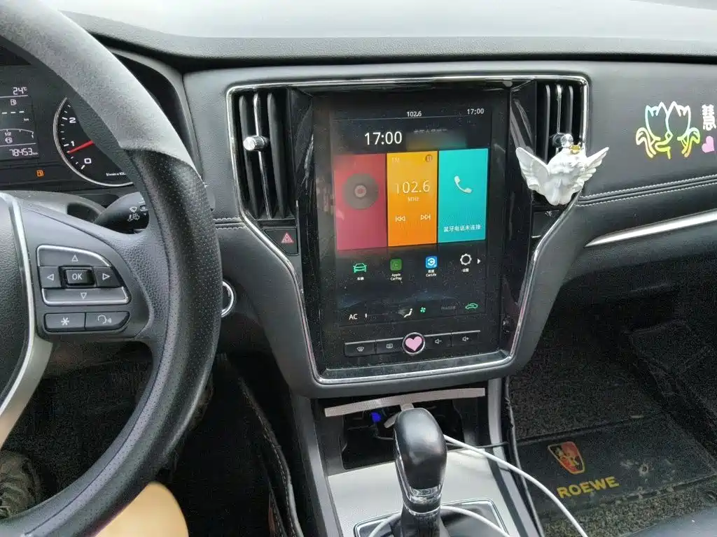 Фото 6 - Roewe i6