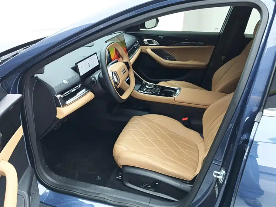 Geely Galaxy Galaxy A7 2025 EM-i фото 9