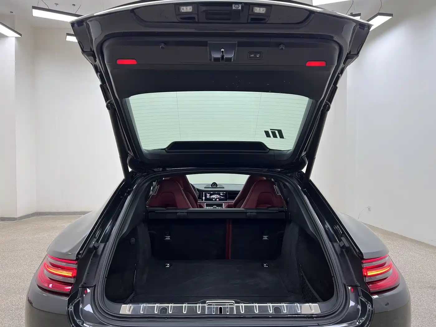 Porsche Panamera 2017 Panamera 3.0T фото 33
