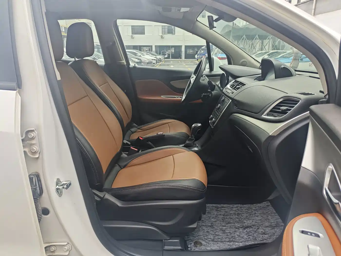 Buick Encore 2014 2015 1.4T Automatic 2WD Urban Elite