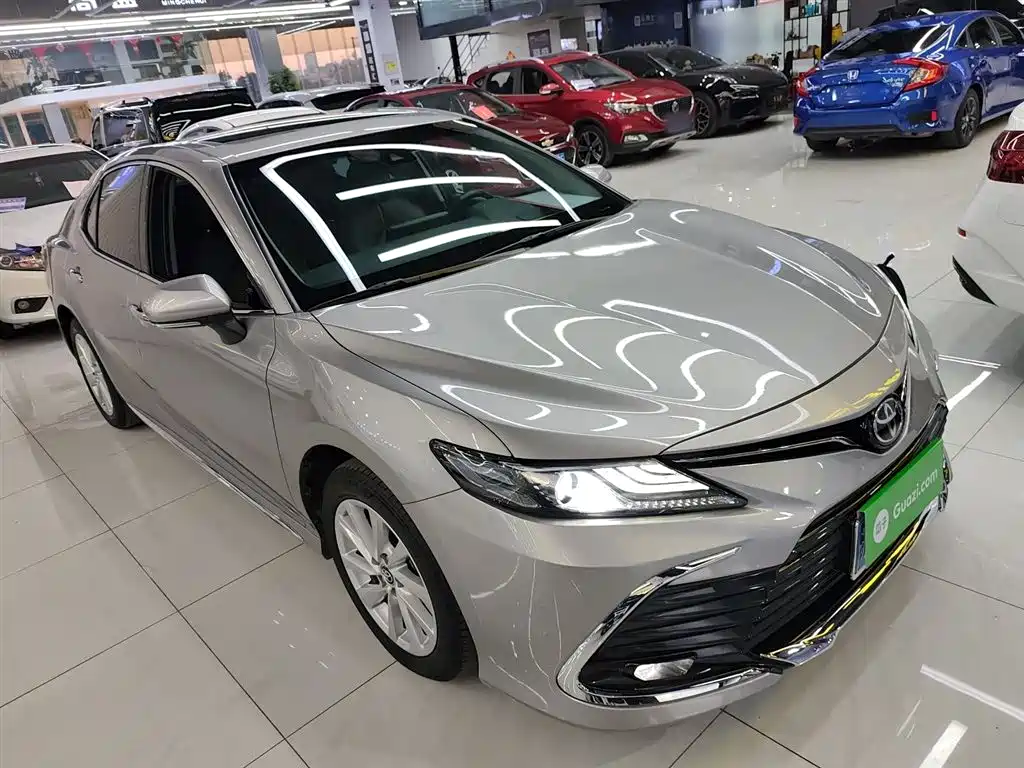 Toyota Camry 2023 2.0G Luxury Edition фото 4