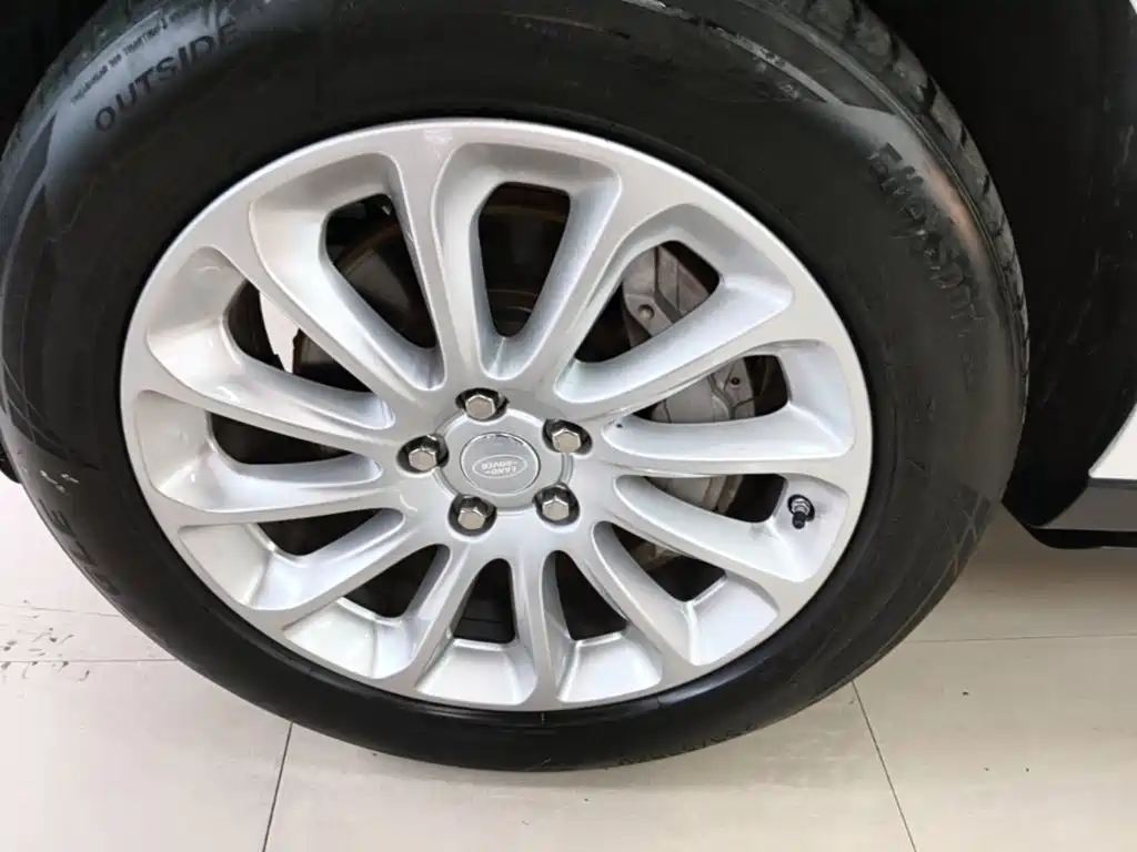Фото 23 - Land Rover Range Rover