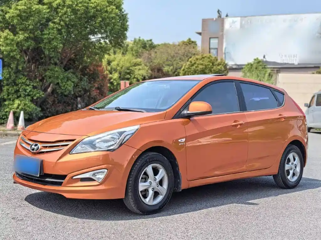 Hyundai Reina 2015 2014 Model 1.4L Automatic GLX