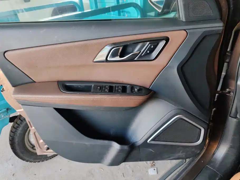 FAW Senya R7 2017 2016 Model 1.6L Automatic Premium
